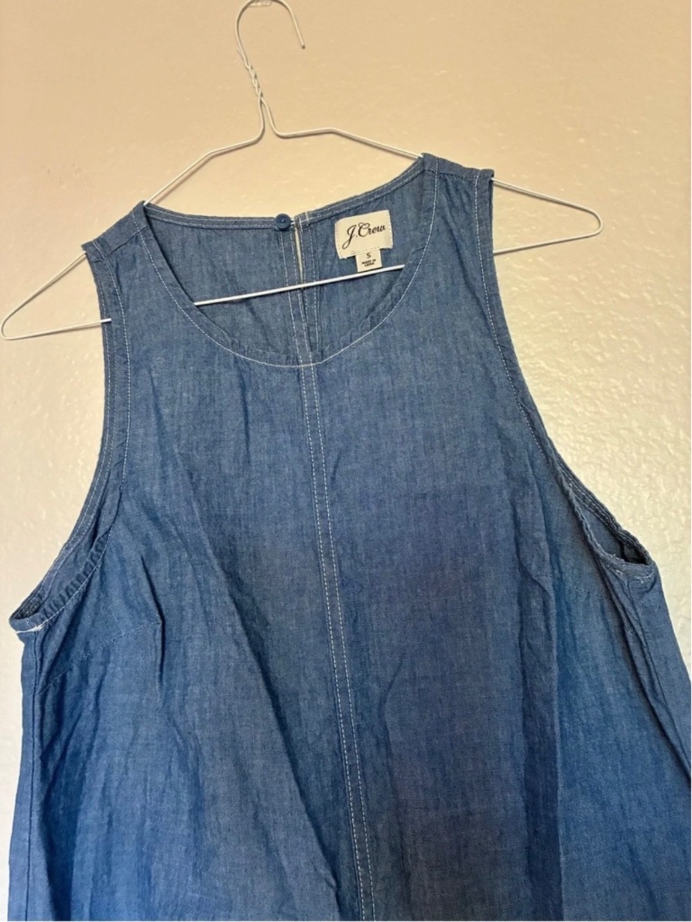 J. Crew 100% Cotton Denim Sleeveless Shift Dress Medium Blue White Lines Pockets - Picture 2 of 8
